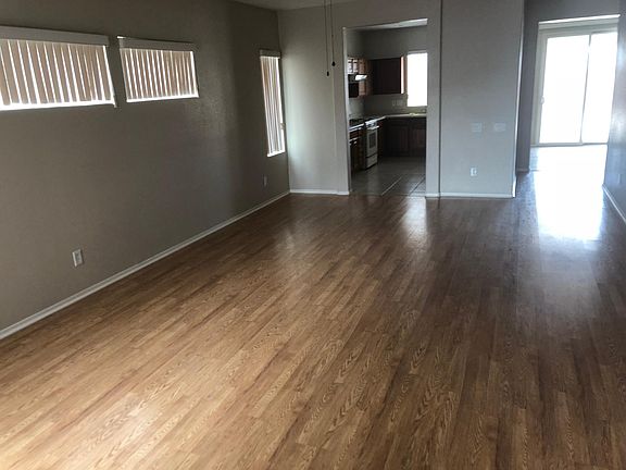5th image of 6925 Diver Ave