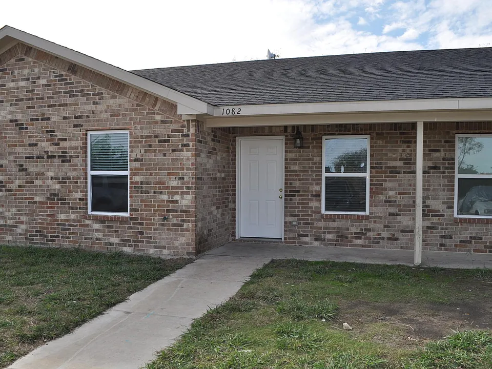 1082 Memory Ln