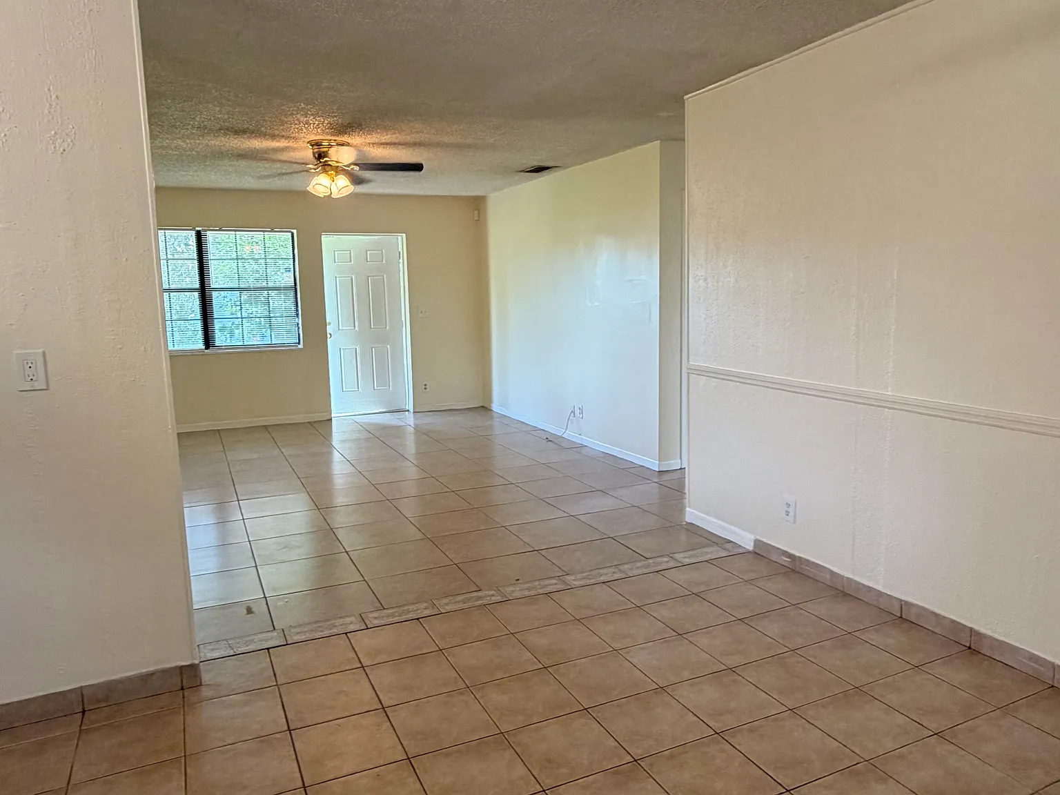 2 bed, 1200 sqft, $2,175 — Photo 3