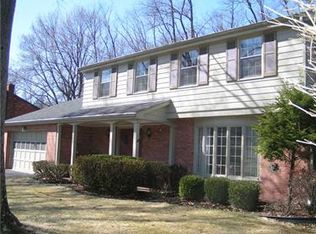 2428 Corteland Dr, Pittsburgh, PA