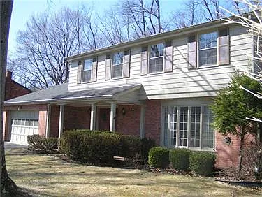 2428 Corteland Dr photo 1