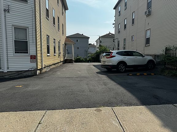 parking/driveway