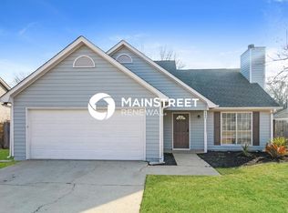 5960 Farmbrook Ln, Rex, GA 30273