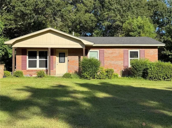1725 E Harbor Dr, Mobile, AL 36605