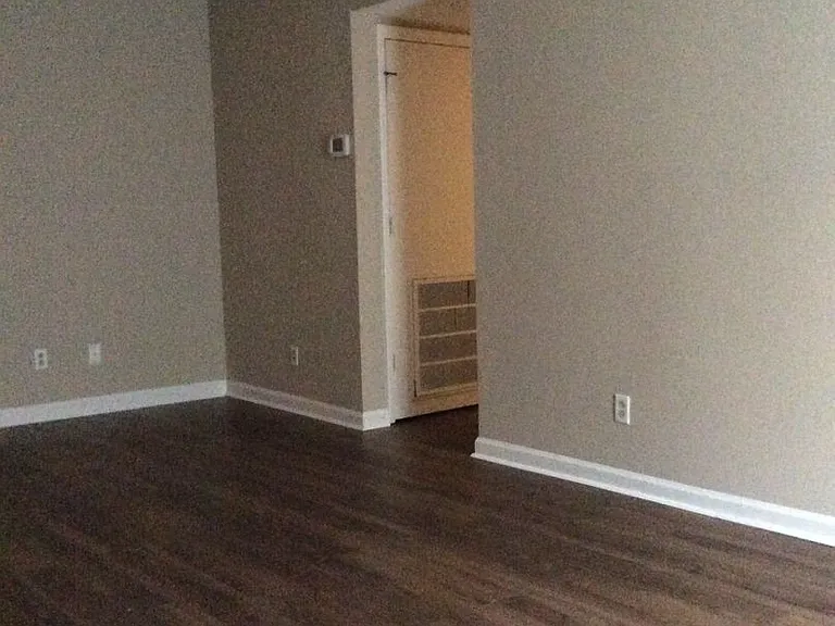 413 Harrodswood Rd #4 — Photo 5