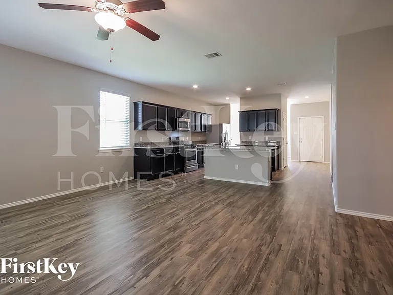 11506 Castle Nugent Ct — Photo 3