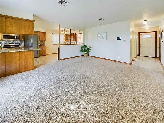 5th image of 1813 NW Crosby Park Cir