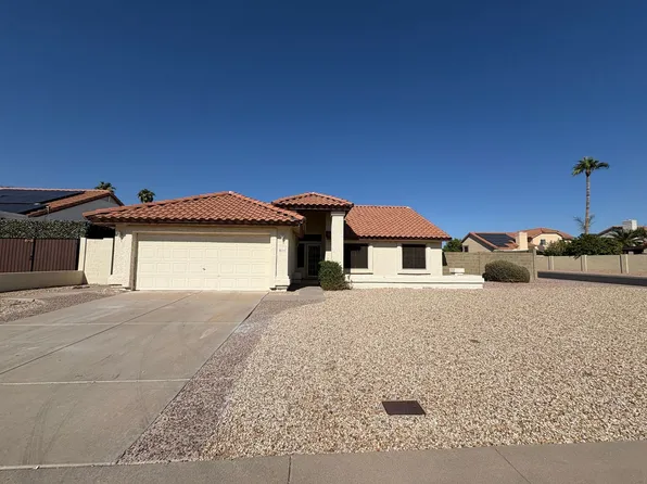 5762 E Fairfield St, Mesa, AZ 85205