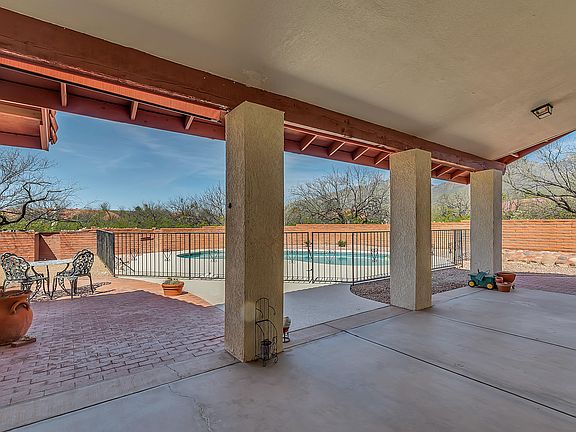 4th image of 8221 E Cholla Dr