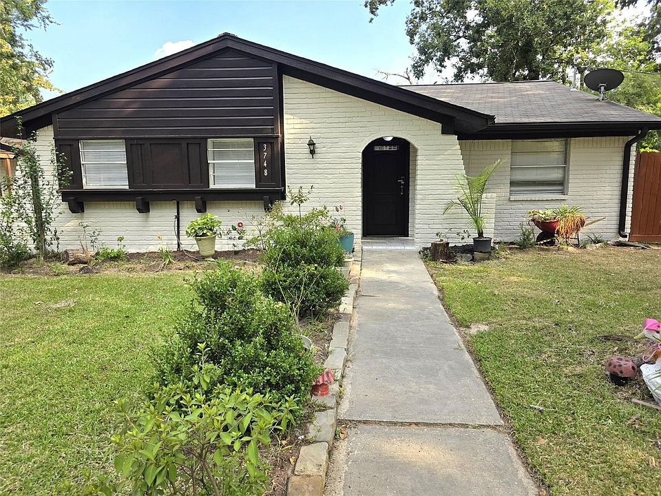1st image of 3748 Pin Oak Dr