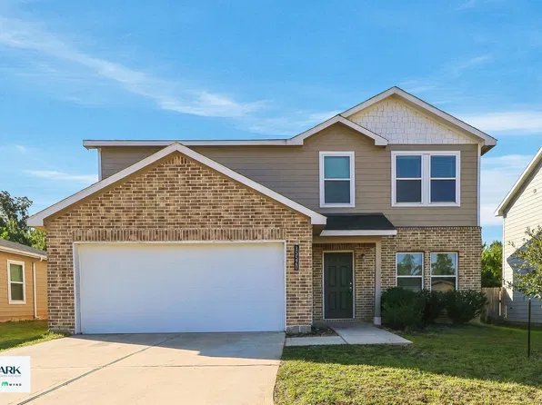 15520 Briar Forest Dr, Conroe, TX 77306