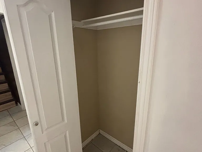 18 Jardine St #BASEMENT — Photo 18