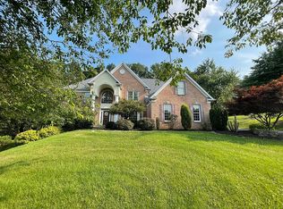 6165 Holly Ct, Coopersburg, PA 18036