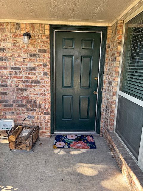 1st image of 6827 Sierra Dr