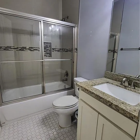 1106 Ursula St #2 — Photo 18
