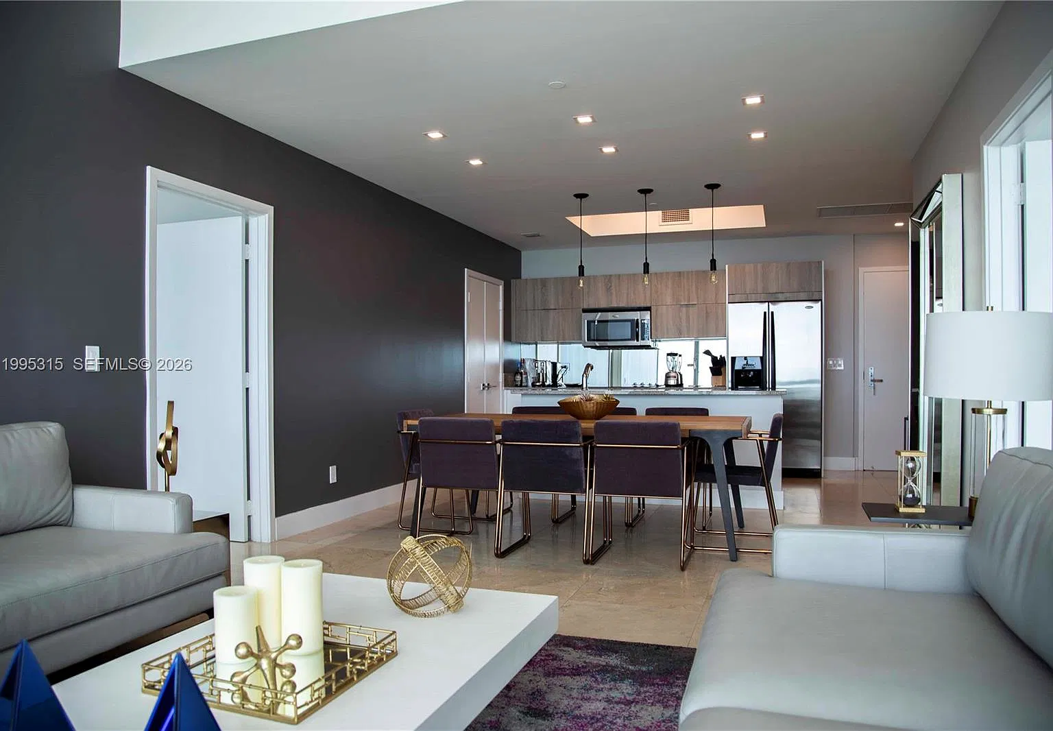 2 bed, 2.5 bath, 1318 sqft, $6,800 — Photo 1