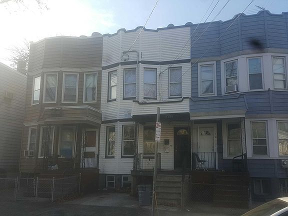 4th image of 139A Boyd Ave
