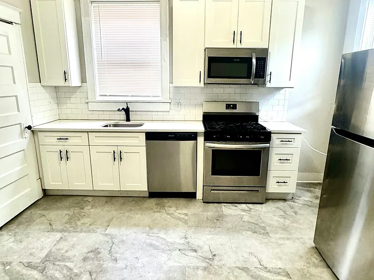 6027 McPherson Ave #2F — Photo 8