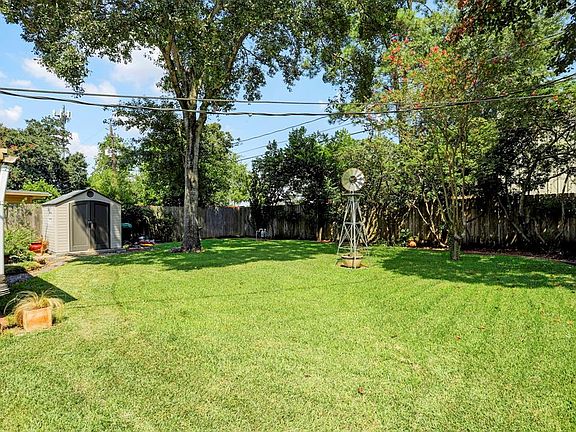 5th image of 2110 Nina Lee Ln