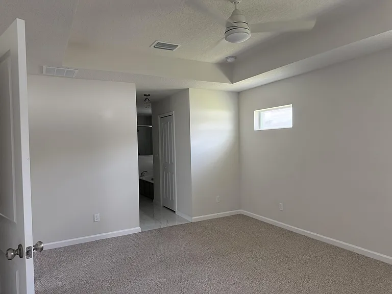 4634 SW Athena Dr — Photo 22