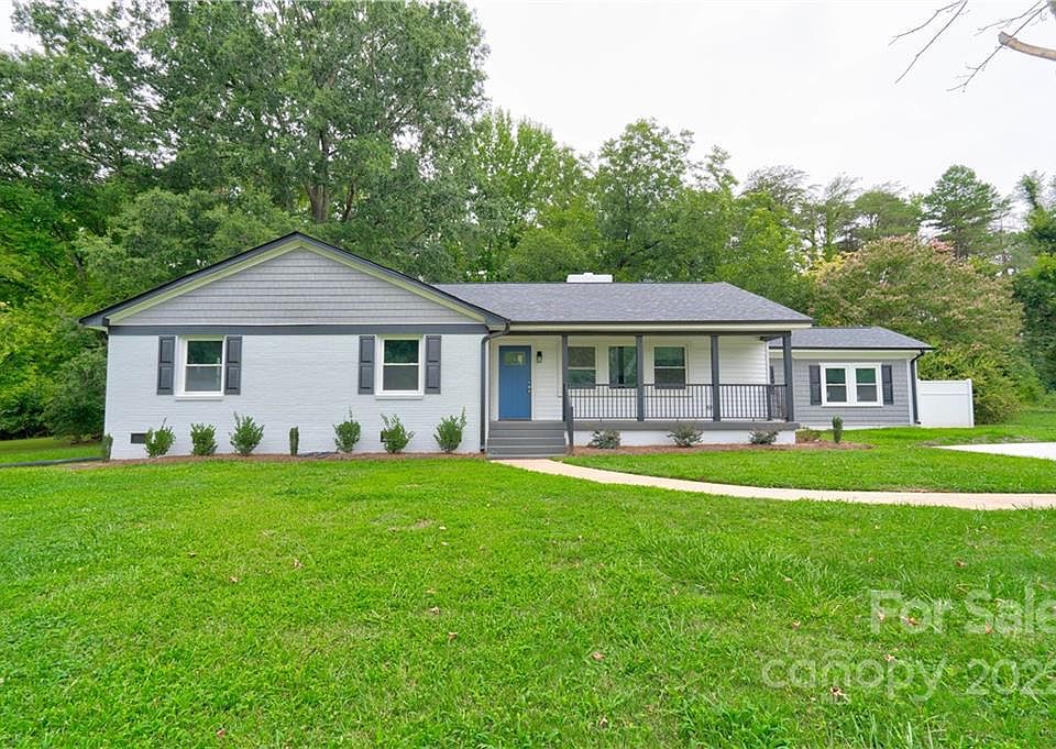 1st image of 608 Hillside Dr