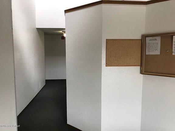5th image of 2210 Sentry Dr APT B7