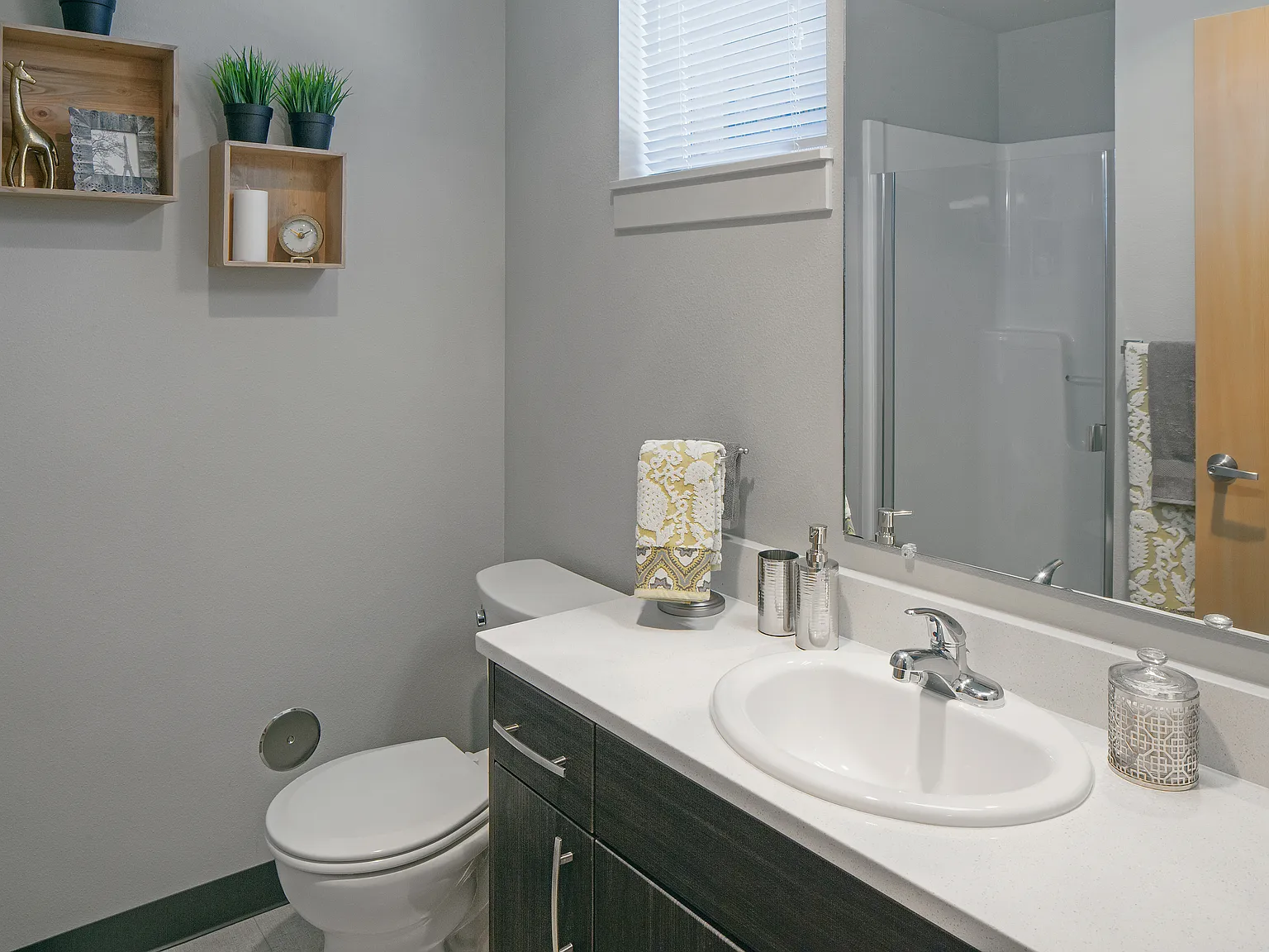 The Tennyson At Crescent Village — Photo 2