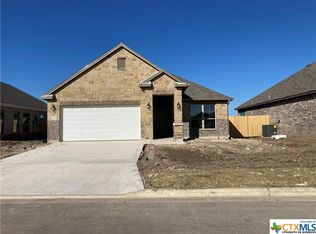 10228 Six Shooter Ln, Temple, TX 76502