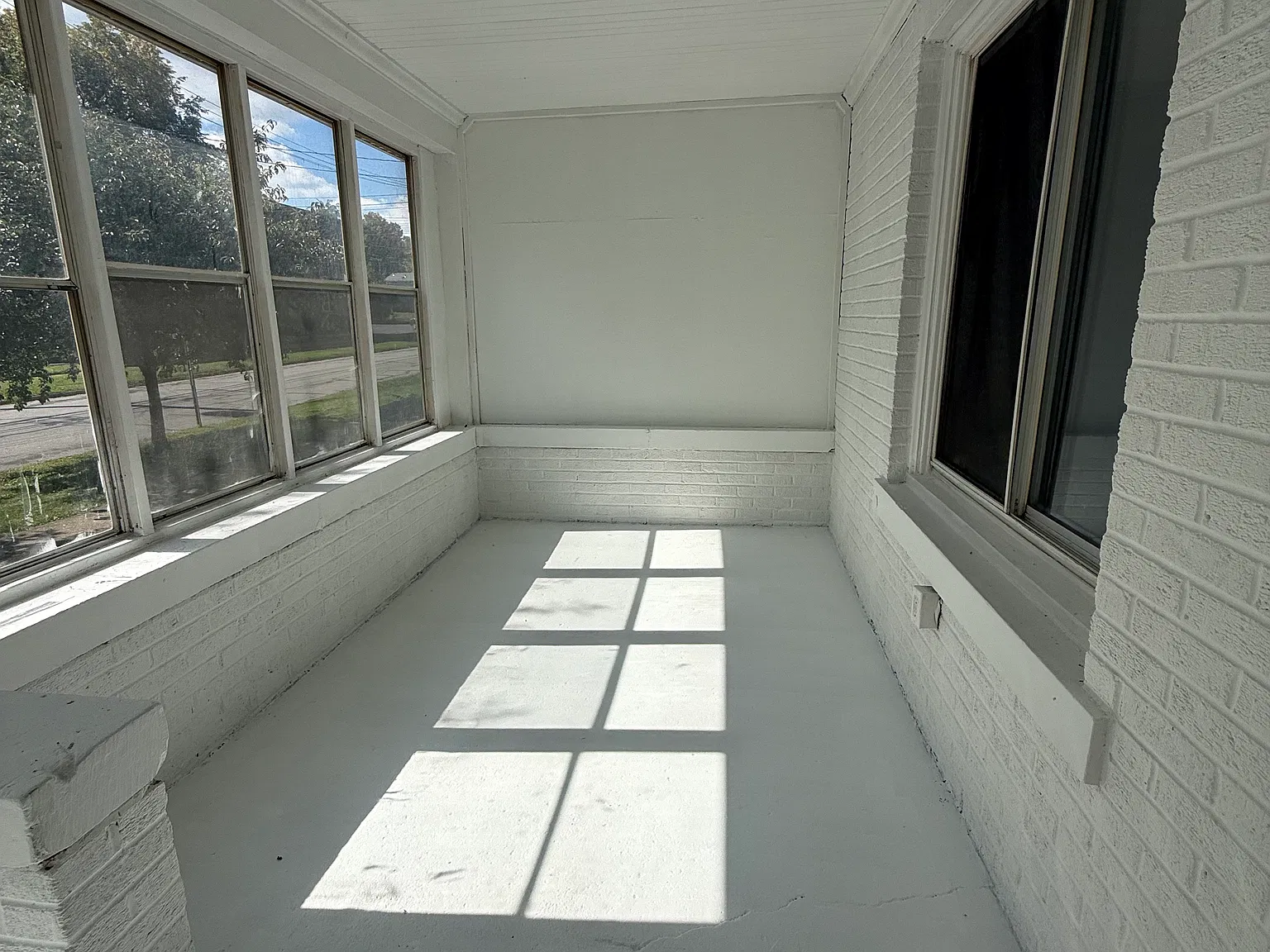 3 bed, 1500 sqft, $1,600 — Photo 2