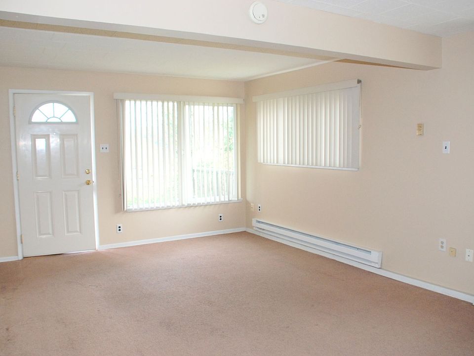 1st image of 14208 59th Ave S APT C