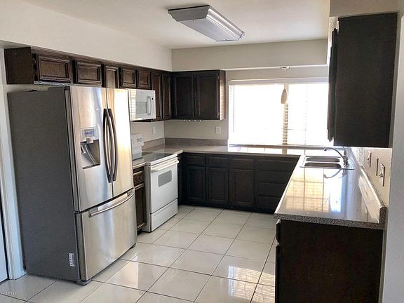 3rd image of 1757 W Isabella Ave