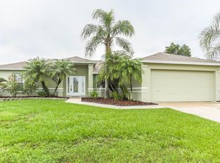8015 Apple Blossom Dr, Lakeland, FL 33810