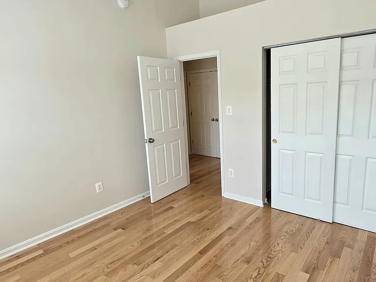 44272 Silkworth Ter — Photo 36