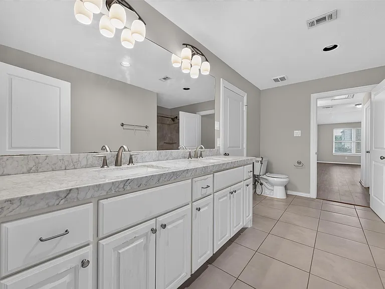 13423 Preston Cliff Ct — Photo 33