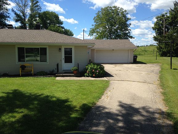 3 vehicles wide by garage