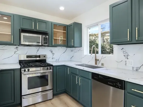 943 Westbourne Dr APT 1, West Hollywood, CA 90069