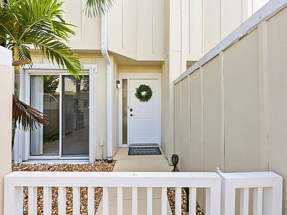 4th image of 6174 RIVERWALK Lane #5