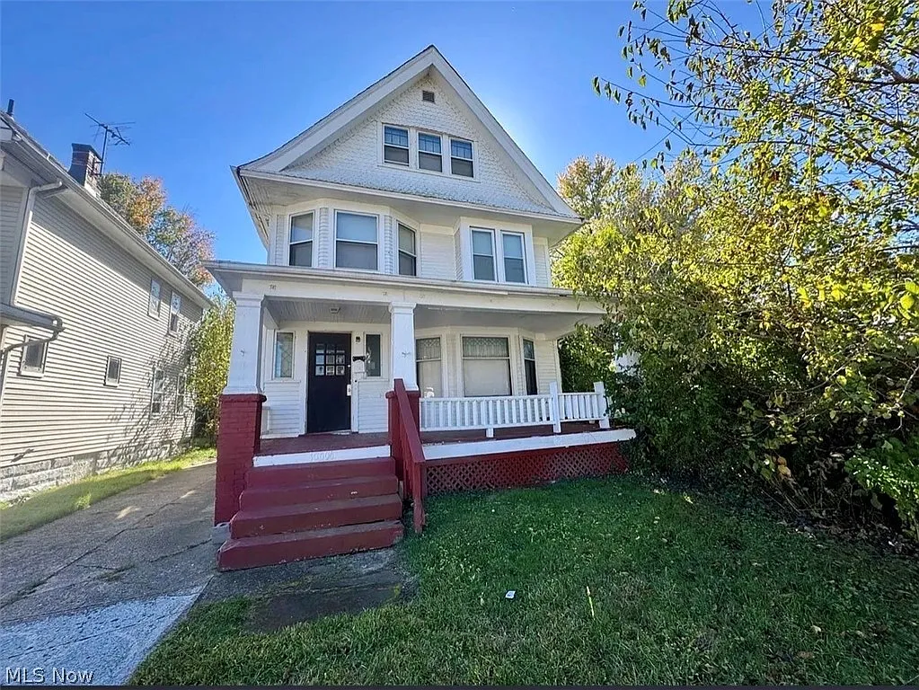 10006 Pierpont Ave photo 1