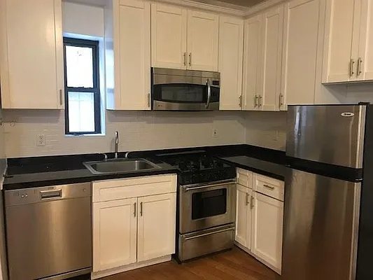 Rented by Maz Group NY | media 14