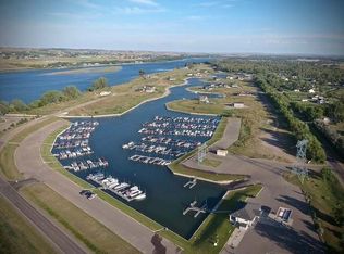 L16-B1 Carefree Dr, Bismarck, ND 58503