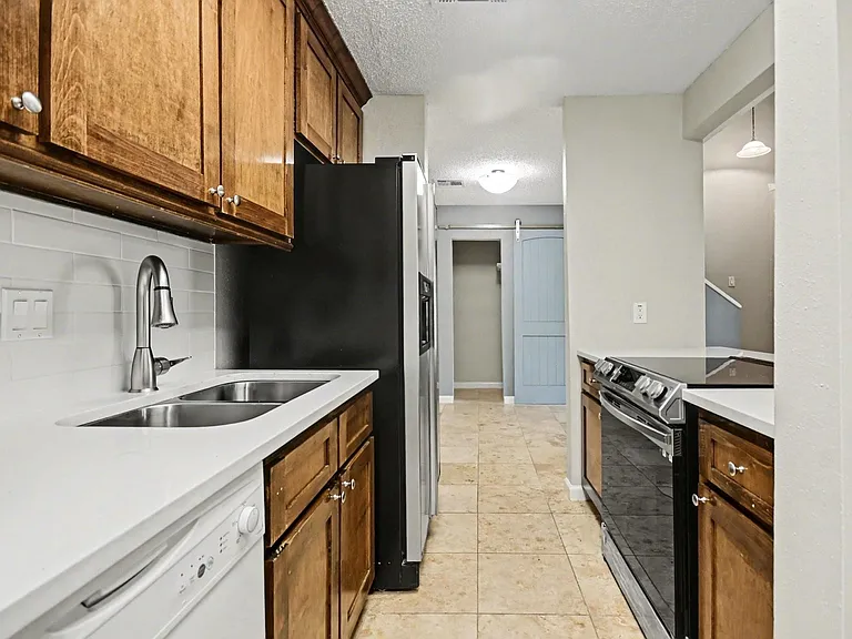 3616 Ocee St — Photo 9