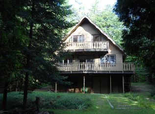 445 S Huron Shore Dr, Harrisville, MI 48740