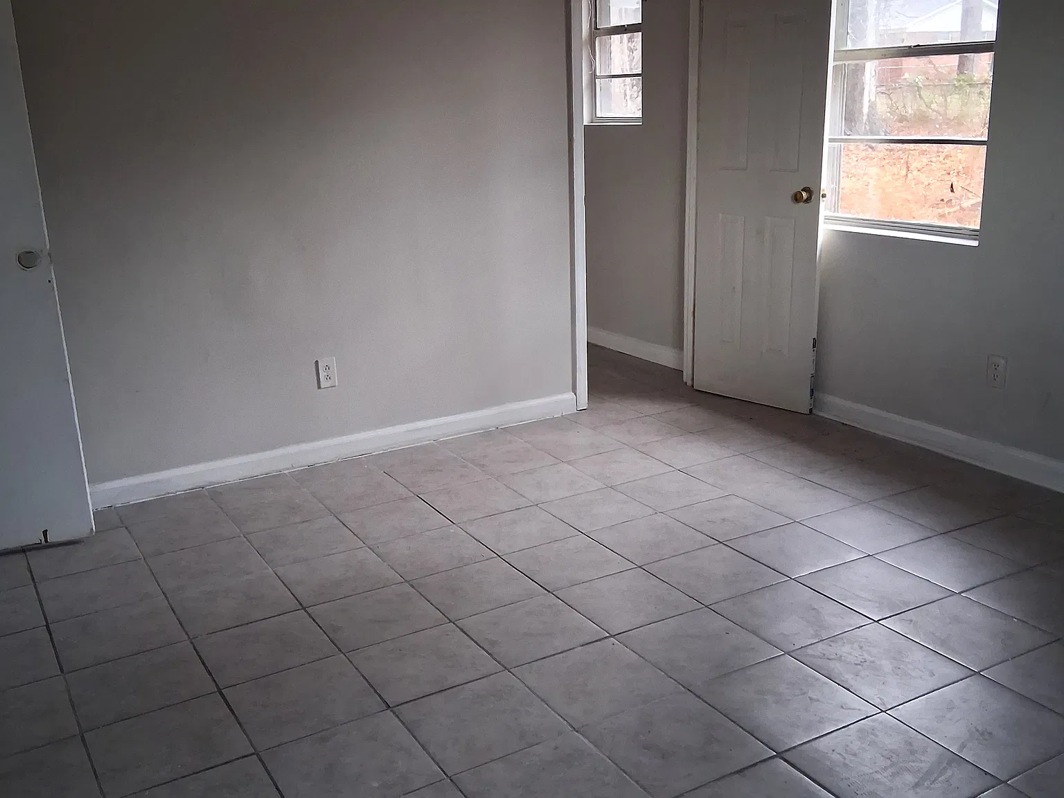 3 bed, 1400 sqft, $1,395 — Photo 2