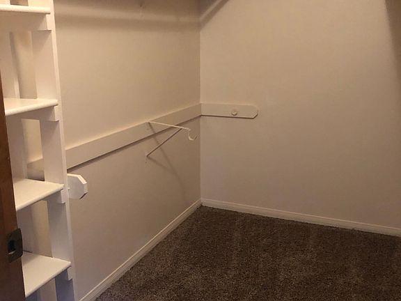 4th image of 21271 Lipian Ct
