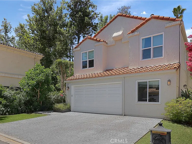 4271 Park Paloma — Photo 1