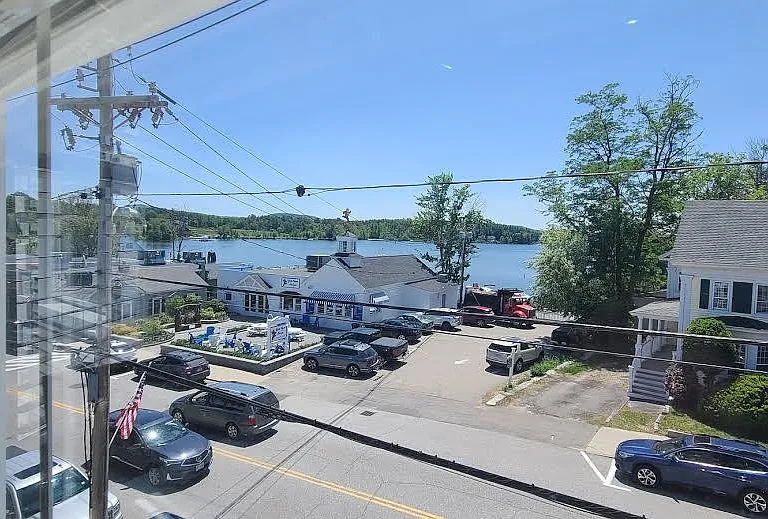 25 N Main St #5 — Photo 4
