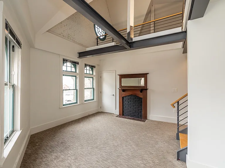 Heyse Apartments — Photo 35