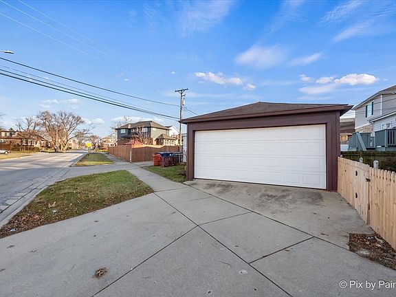 4th image of 7754 Sunset Dr