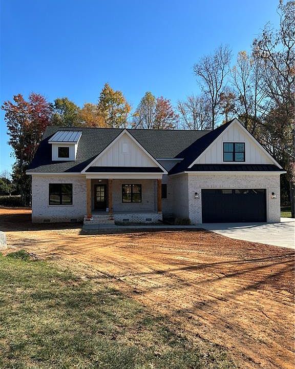 1st image of 6098 Reynolda Trce
