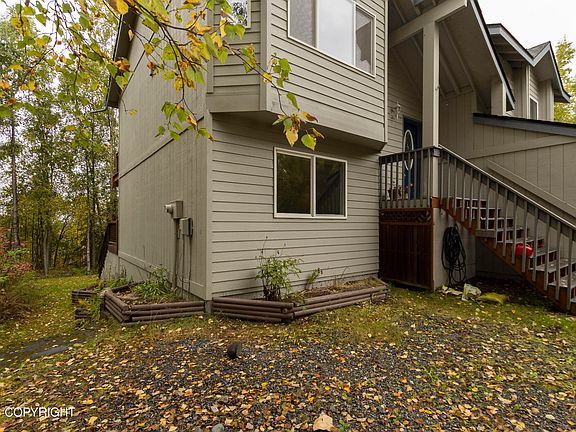 3rd image of 22724 Knik Vista St